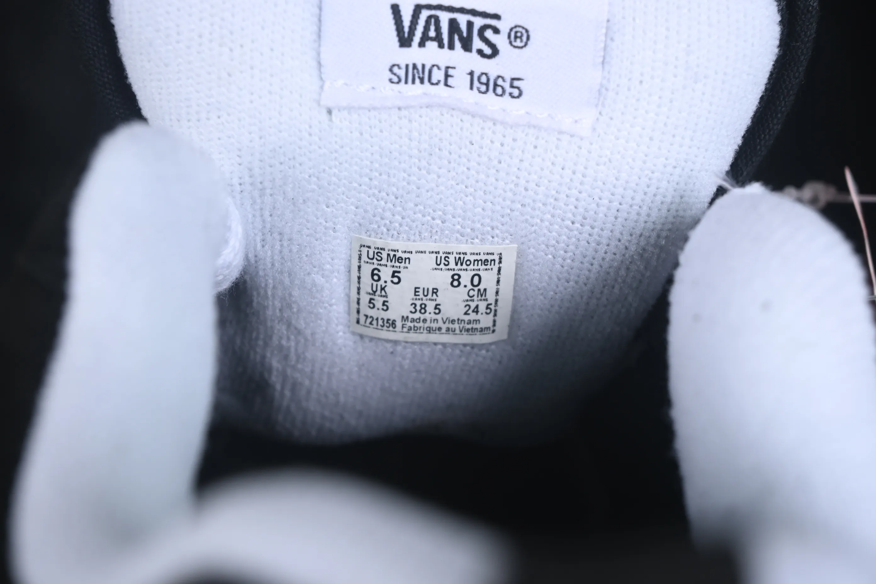 All categories Vans Vans series Vans Low Vans Knu Skool Vans low-top casual skateboard shoes VN0009QC65BT1